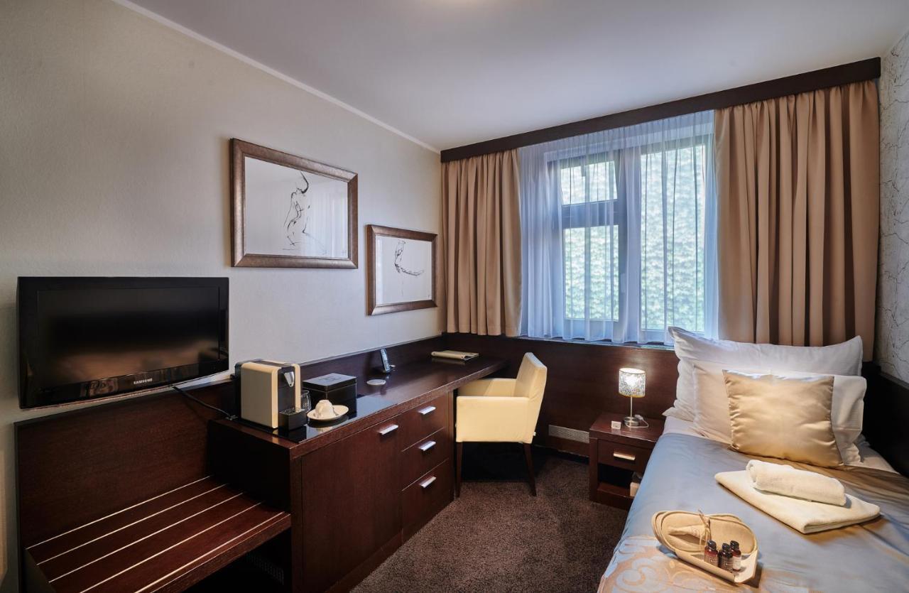 Boutique Hotel Chrysso Kosice Exterior photo